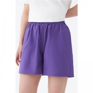 women sewing casual shirt and shorts sets